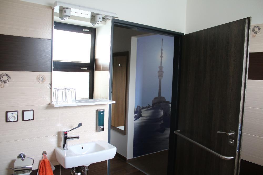 Hotel Pod Radnici 顺佩尔克 外观 照片